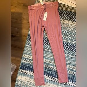 NWT Ugg Mauve Leggings